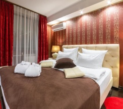 Двухместный полулюкс двуспальная кровать в BOMOND HOTEL