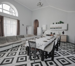 Дом в Песчаный берег