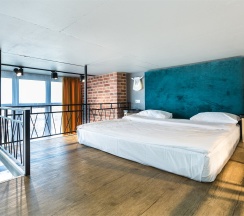 DELUXE – 298 − 2, панорамное окно в Gosh.rent