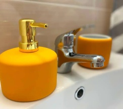 Апартаменты с балконом и с красивым видом из окна в Квартира ЭмиЛи в ЖК Лазурный