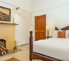 Двухместный номер Deluxe двуспальная кровать в Jetwing Warwick Gardens, A Luxury Reserve