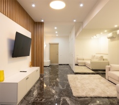 Апартаменты с балконом и видом на море в Sphera apartments by Stellar