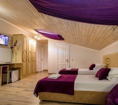 Семейный мансардный номер в Galla