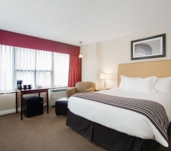 Двухместный номер Standard двуспальная кровать в Sandman Signature Calgary Downtown Hotel