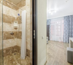 4-х местный, 2-х ком Люкс с балконом в White Hotel