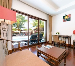Двухместный номер Thai Style Deluxe двуспальная кровать в Khaolak Bhandari Resort & Spa