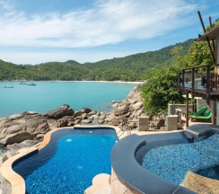 Двухместный люкс Presidential Pool двуспальная кровать в Отель Panviman Resort Koh Phangan