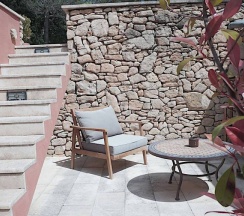 Двухместный номер Charm with Patio двуспальная кровать в Le Jas de Joucas