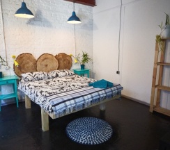 Дизайнерская отдельная комната с общими удобствами в Gallery and more