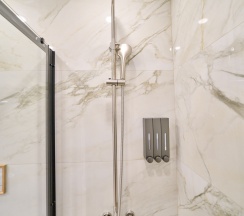 Улучшенный одноместный номер в Питер