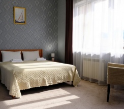 Комфорт с балконом в Утомленные Солнцем