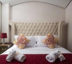 Номер Deluxe с балконом в The Symphony Suites Pattaya