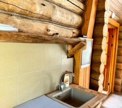 Семейный коттедж с красивым видом из окна в Ригола