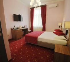 Стандартный номер с двухспальной кроватью в Bell Hotel