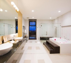 Двухместная вилла с видом на горы двуспальная кровать в The Private Pool Villas at Civilai Hill Khao Yai