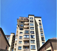 М.Горького 85Б. 1-комн.кв., 10-этаж, 76 в АнтиОтель