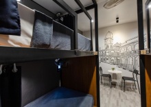 Кровать в общем номере (женский номер) в The Z Nite Hostel