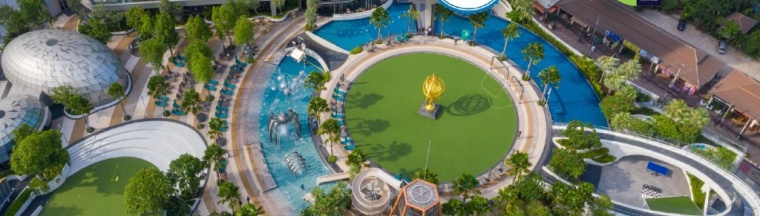 Двухместный люкс с видом на море двуспальная кровать в Grande Centre Point Pattaya