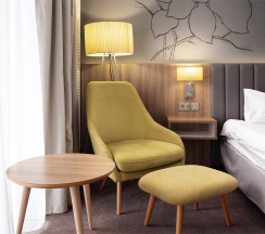 Улучшенный номер с кроватью King-size и доступом в lounge-зону в Edge Seligerskaya-Moscow