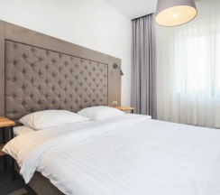 Двухместный номер Standard с видом на город двуспальная кровать в У медового моста