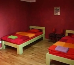 Одноместный семейный номер Standard двуспальная кровать в El hostel