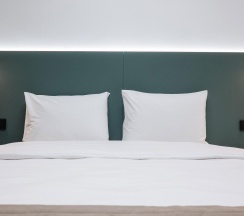 Номер эконом с 1 двуспальной кроватью (без окна) в Amati Kazan Hotel