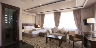 Ереван: Отель Central Hotel Yerevan