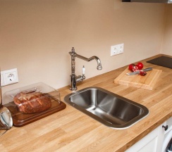 Коттедж трехкомнатный с 3 спальнями в Саяны