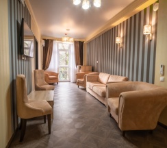 Четырёхместный номер (Малый корпус) Комфорт с балконом в Литфонд