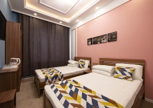 TWIN 203, 204 в Double L Hotel