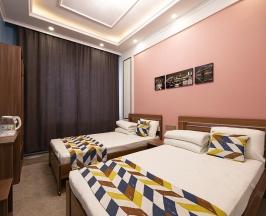 TWIN 203, 204 в Double L Hotel