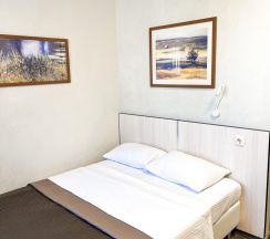 Номер стандарт эконом с 1 двуспальной кроватью (с завтраком) в Баваренок