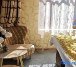 Двухместный номер Standard двуспальная кровать в Up In The Air Youth Hostel