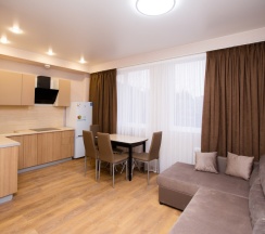 Семейные апартаменты-студия в Alba inn apartments