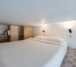 Двухкомнатные апартаменты в Кarl House