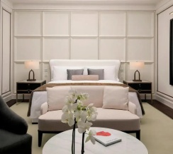 Двухместный люкс St. Regis с балконом двуспальная кровать в The St. Regis Astana