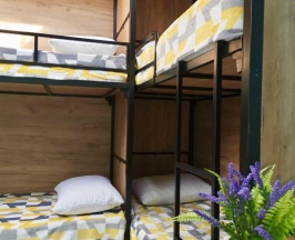 Кровать в 6-местном общем женском номере в Точка Байкала