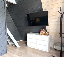 A-Frame №1 (оснащение дома, банного чана и бани см. Подробнее) в Pavlove Village