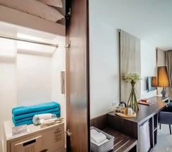 Двухместный номер Pool Access (двуспальная кровать) в The Pago Design Hotel Phuket