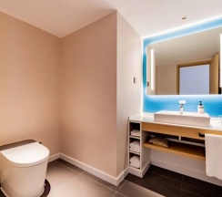 Трёхместный номер Standard в Holiday Inn Express Hohhot East Station, an IHG Hotel