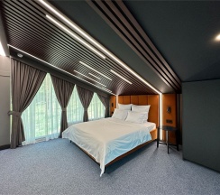 Люкс Двухуровневый (6-ти мест.) в Luxor Resort