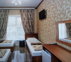 Трёхместный номер Standard в Корона