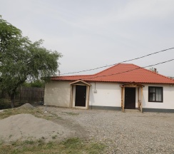 4-местный коттедж стандарт в Беной Тревел Озеро