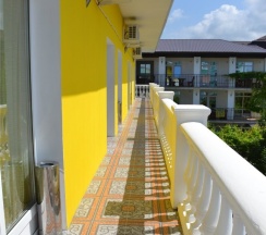 3-х местный Стандарт с видом на сад в Лакшми