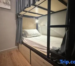Кровать в общем номере в Alleyway Hostel - Adults Only
