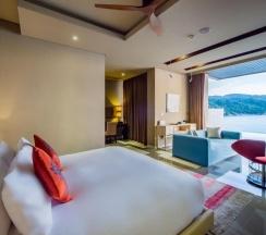 Вилла с бассейном Impiana в Impiana Private Villas Kata Noi