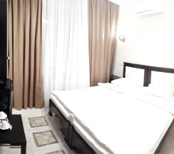 Комфорт с 1 или 2 отдельными кроватями или 3 односпальные кровати в День и ночь