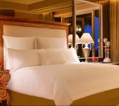 Fairway Villa Wynn в Encore at Wynn Las Vegas