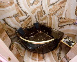 ROMEO в Malakhovka Palace