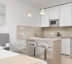 Стандарт с видом на город (высокий этаж) в Yes Marata